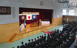 入学式－新入生代表による宣誓です。