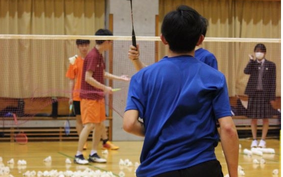 練習風景(2) バドミントン部(男子)/練習風景の写真です。