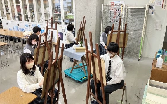 活動風景4 美術部の活動風景の写真です。