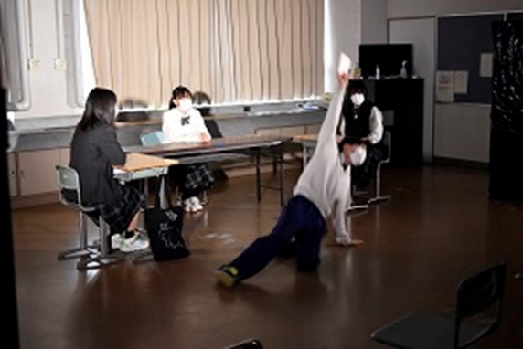 秋季大会発表用パンフレット 演劇部/秋季大会発表用パンフレット
